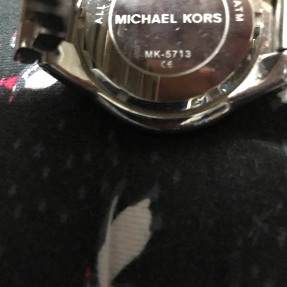 Mk watch - Picture 3 of 5